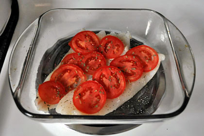 Baked Cod with Tomato and Basil photo instruction 1
