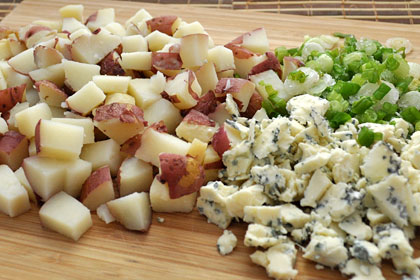 Baked Potato Gorgonzola Salad photo instruction 1