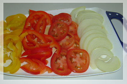 Chicken with bell peppers and tomatoes photo instruction 2