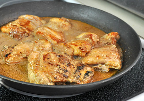 Pan Seared Chicken with Balsamic Cream Sauce photo instruction 4