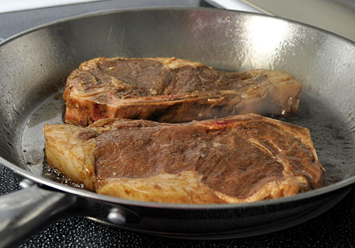 Perfect Pan-Fried New York Strip Steak photo instruction 2