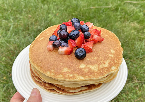 Healthy Almond and Arrowroot Flour Pancakes