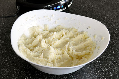 Картофельное пюре со сливочным сыром и чесноком фотоинструкция 4