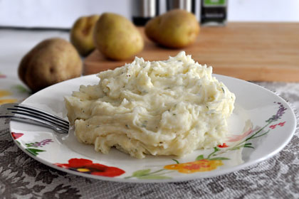 Mashed Potatoes with Cream Cheese and Garlic photo instruction 5