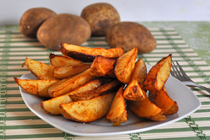 Healthy Baked Potato Wedges
